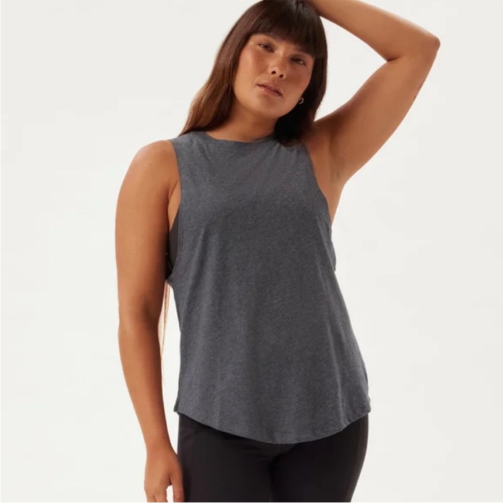Girlfriend Collective Charcoal Heather Recycled Cotton Muscle Tee